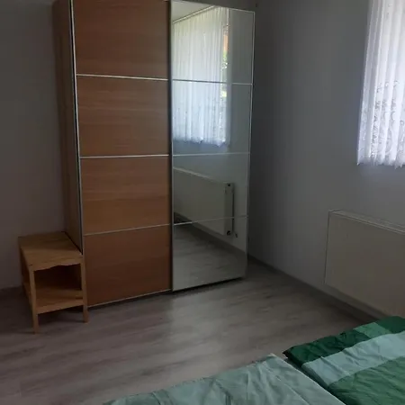 Waldblick Mit Balkon * 세브니츠