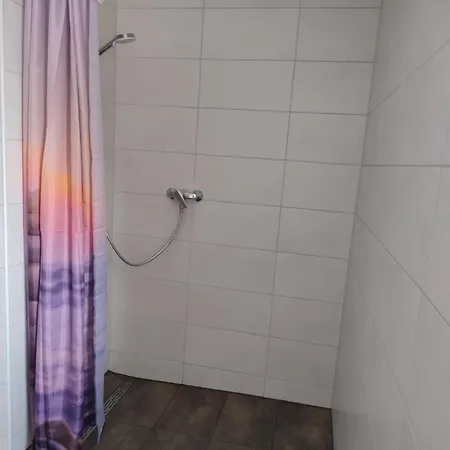 Waldblick Mit Balkon 아파트 *